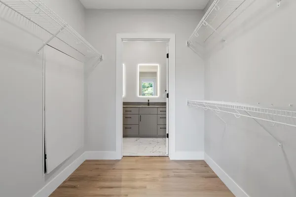 $3,789 | 470 Lexington Parkway South, Unit 518, St. Paul, MN 55105