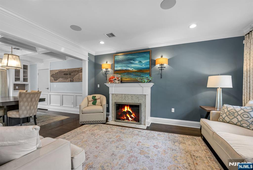 159 Hampton Place Ridgewood, NJ 07450 - Photo 15 of 50