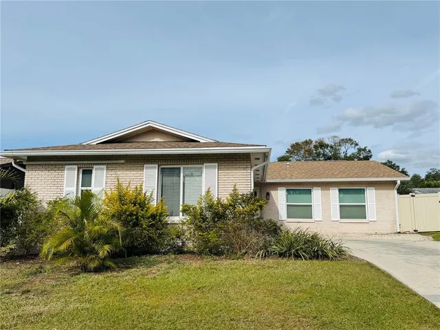 $3,500 | 1902 Briarwood Street, Dunedin, FL 34698