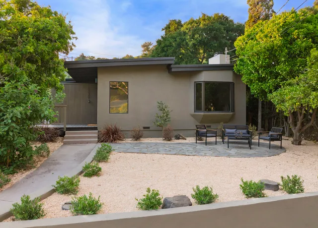 $1,639,000 | 1330 West Valerio Street, Santa Barbara, CA 93101