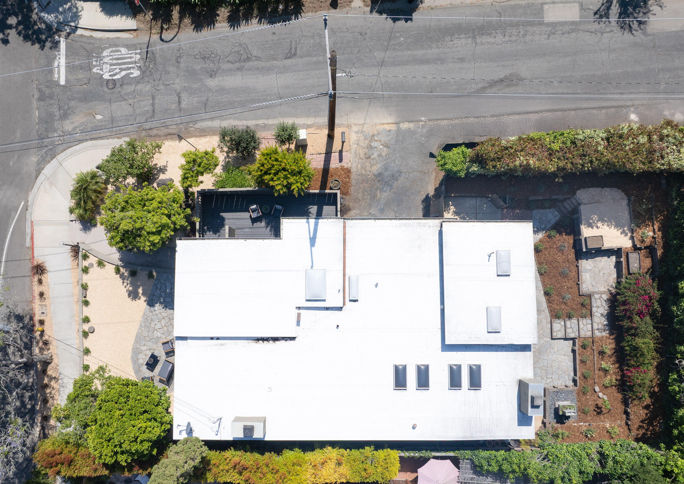 1330 West Valerio Street Santa Barbara, CA 93101 - Photo 27 of 31 Aerial shot/New Roof