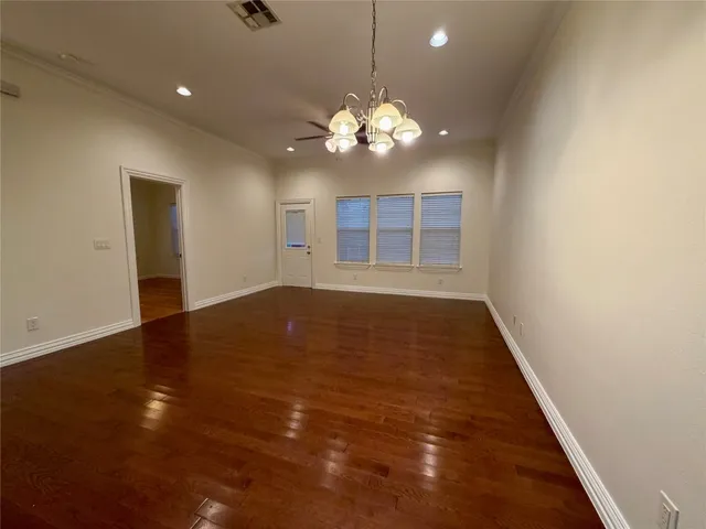 $1,550 | 398 Mesa Drive, Unit C, Del Valle, TX 78617