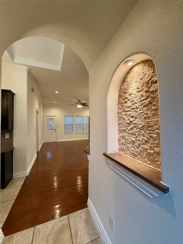 $1,550 | 398 Mesa Drive, Unit C, Del Valle, TX 78617