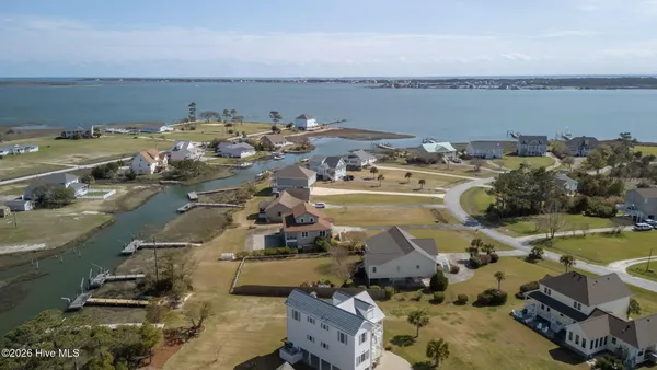 $725,000 | 305 Joan Court, Beaufort, NC 28516