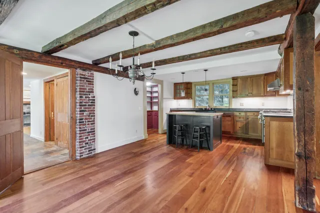 $1,365,000 | 18 Elm Street, Norwich, VT 05055