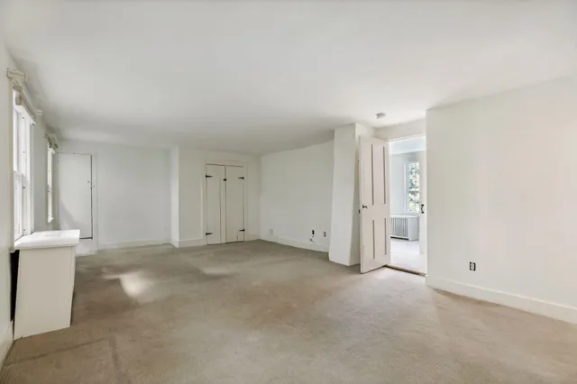 $1,365,000 | 18 Elm Street, Norwich, VT 05055