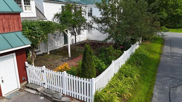 $1,365,000 | 18 Elm Street, Norwich, VT 05055