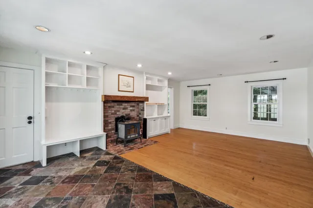 $1,365,000 | 18 Elm Street, Norwich, VT 05055