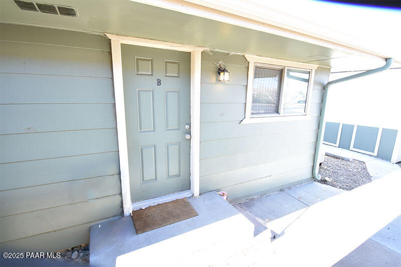 3200 North Victor Road Prescott Valley, AZ 86314 - Photo 12 of 30 a view of living room