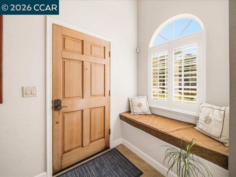 465 South Clovercrest Lane San Ramon, CA 94582 - Photo 4 of 43 Gallery Image 4
