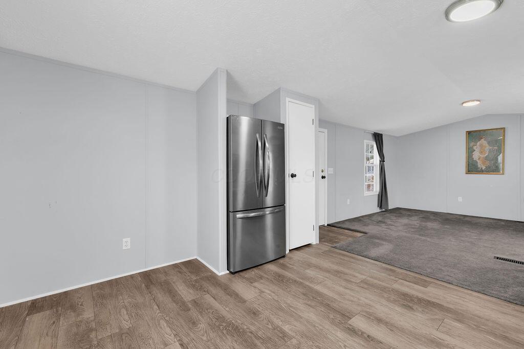 8764 National Road Southwest, Unit 106 Etna, OH 43062 - Photo 11 of 28 Kitchen and Eat in Space