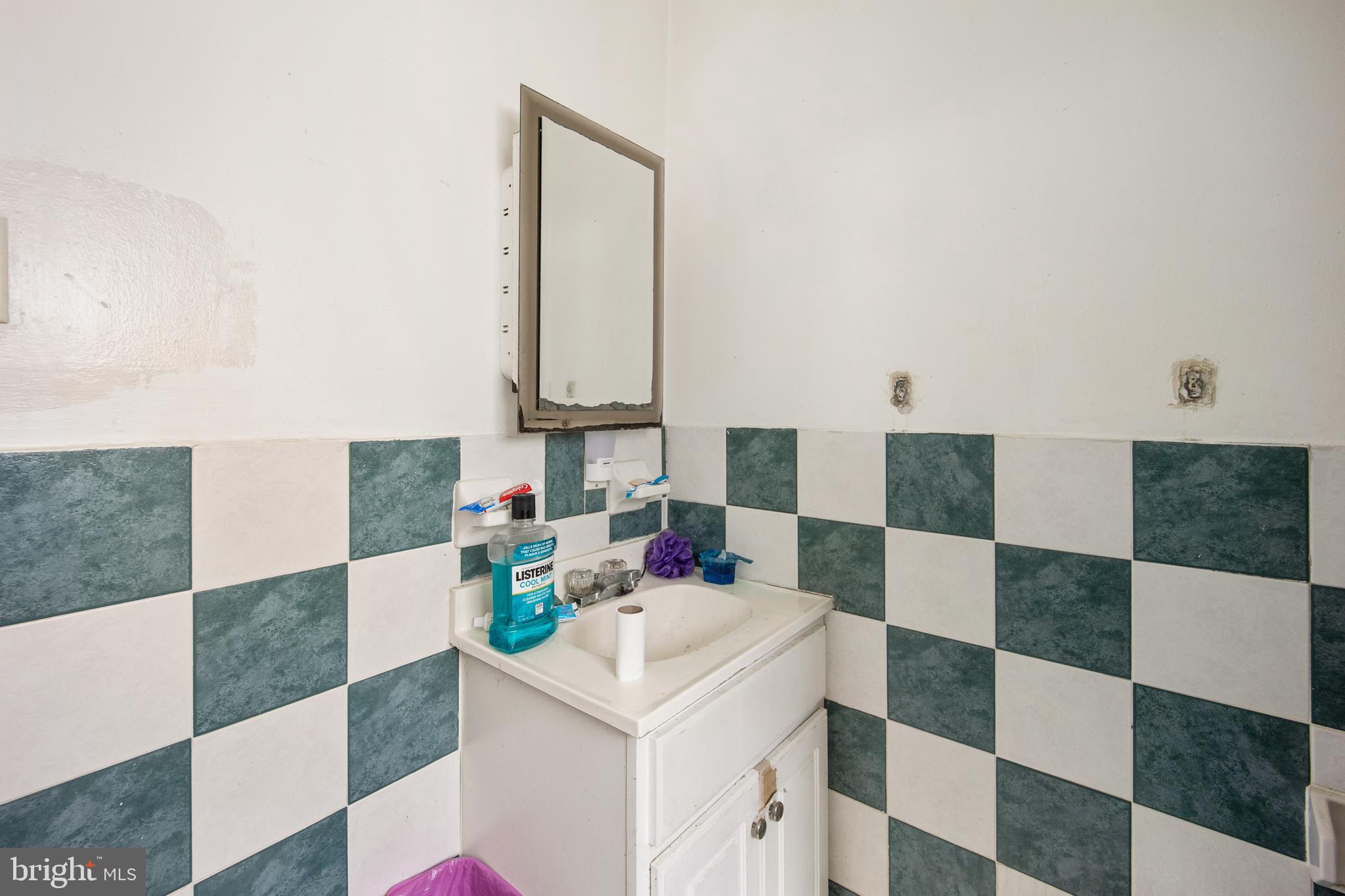 1157 Princess Avenue Camden, NJ 08103 - Photo 15 of 25