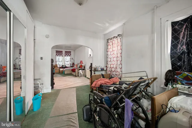 a view of a livingroom with furniture