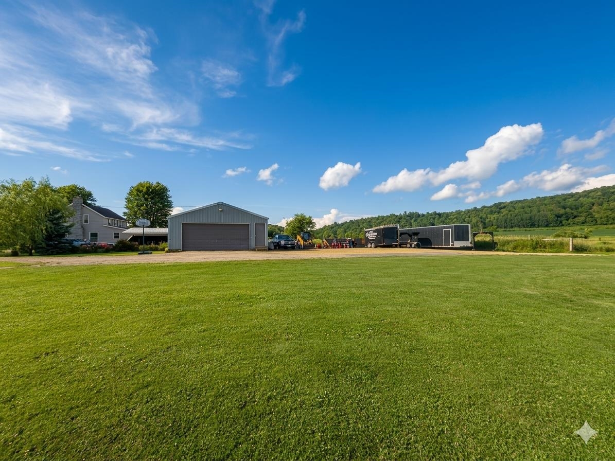 N2366 Weger Road Elroy, WI 53929 - Photo 7 of 21