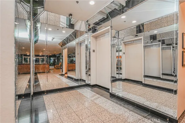 $549,000 | 525 South Berendo Street, Unit 314, Los Angeles, CA 90020