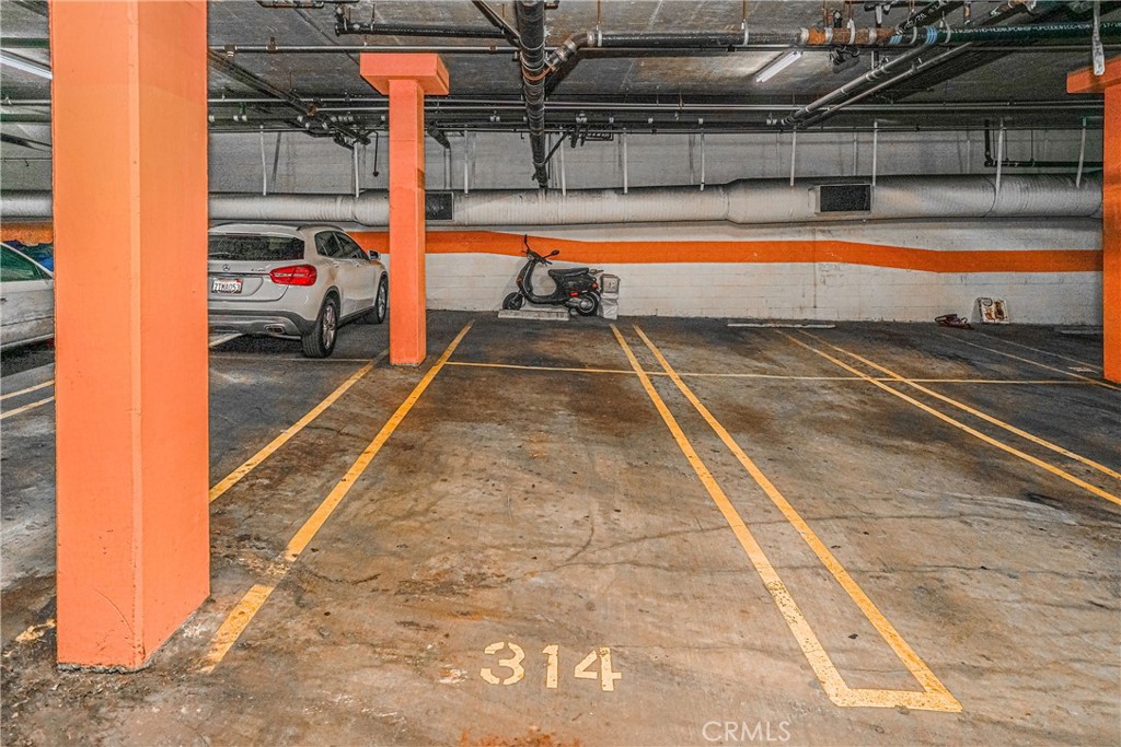 525 South Berendo Street, Unit 314 Los Angeles, CA 90020 - Photo 4 of 21