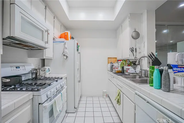 $549,000 | 525 South Berendo Street, Unit 314, Los Angeles, CA 90020