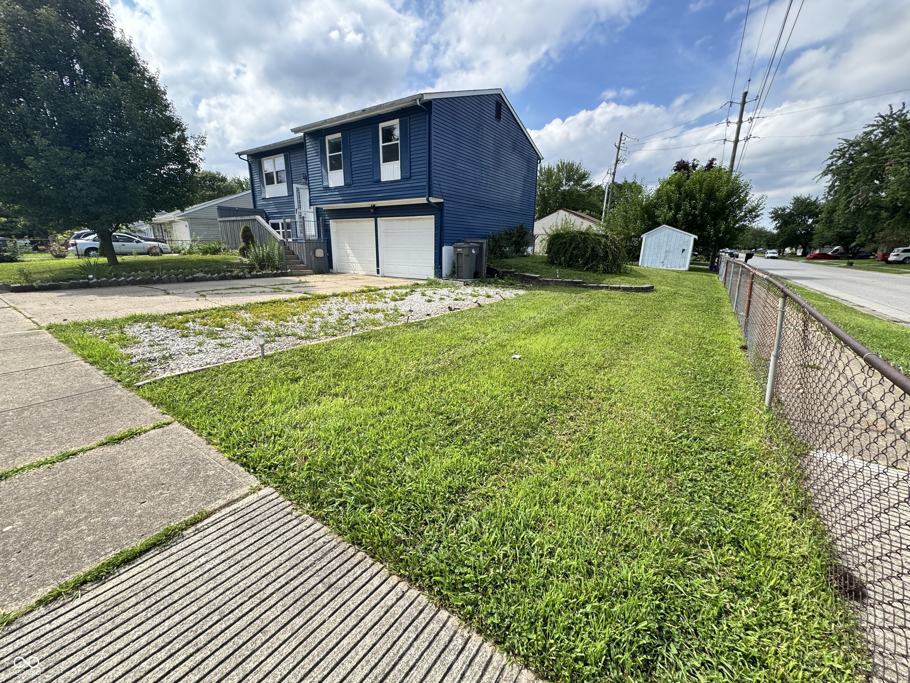 5530 Yucatan Drive Indianapolis, IN 46237 - Photo 2 of 18