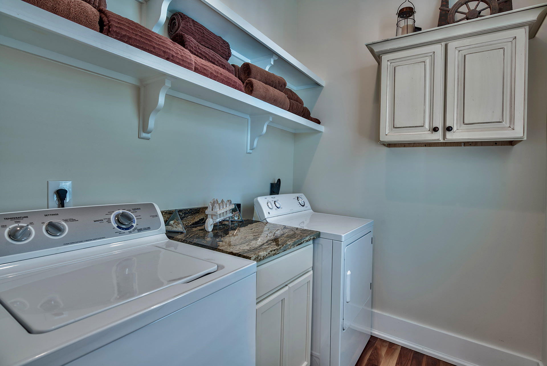 191 Plimsoll Way Santa Rosa Beach, FL 32459 - Photo 33 of 49 a utility room with dryer and washer