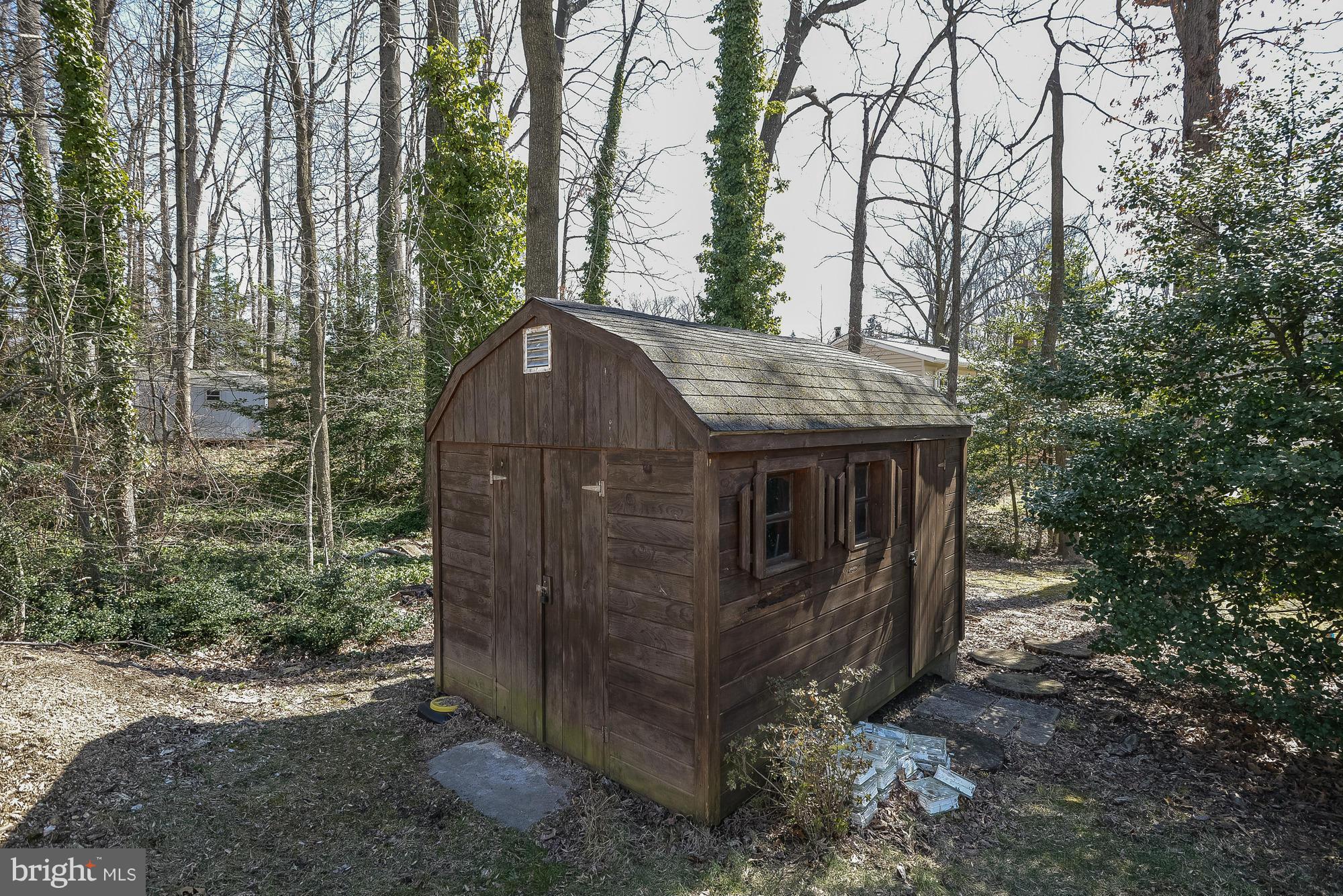 8307 Brixton Street Springfield, VA 22152 - Photo 26 of 30 Storage shed in backyard