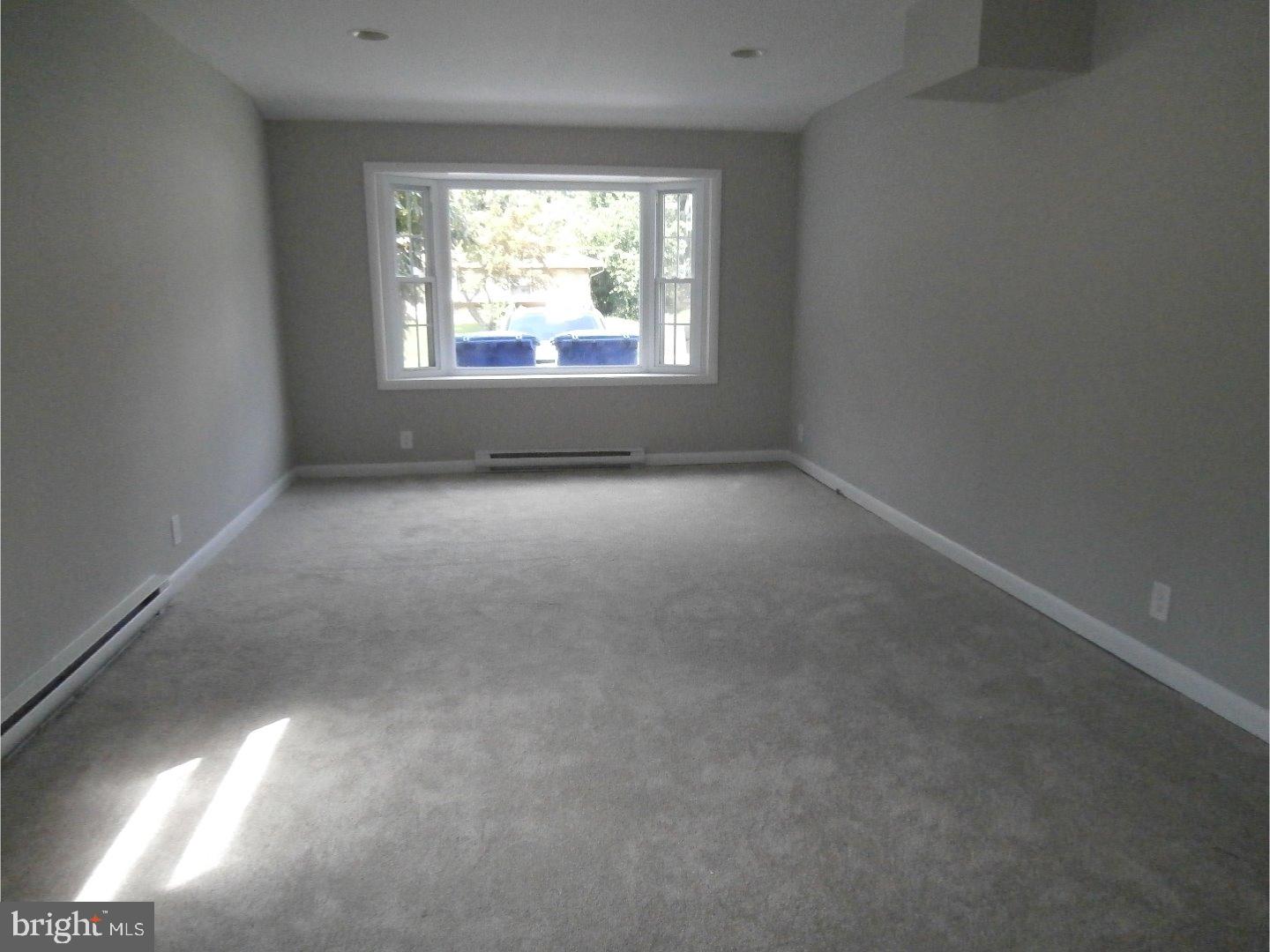 12 Hasting Lane Willingboro, NJ 08046 - Photo 9 of 13 an empty room with a window