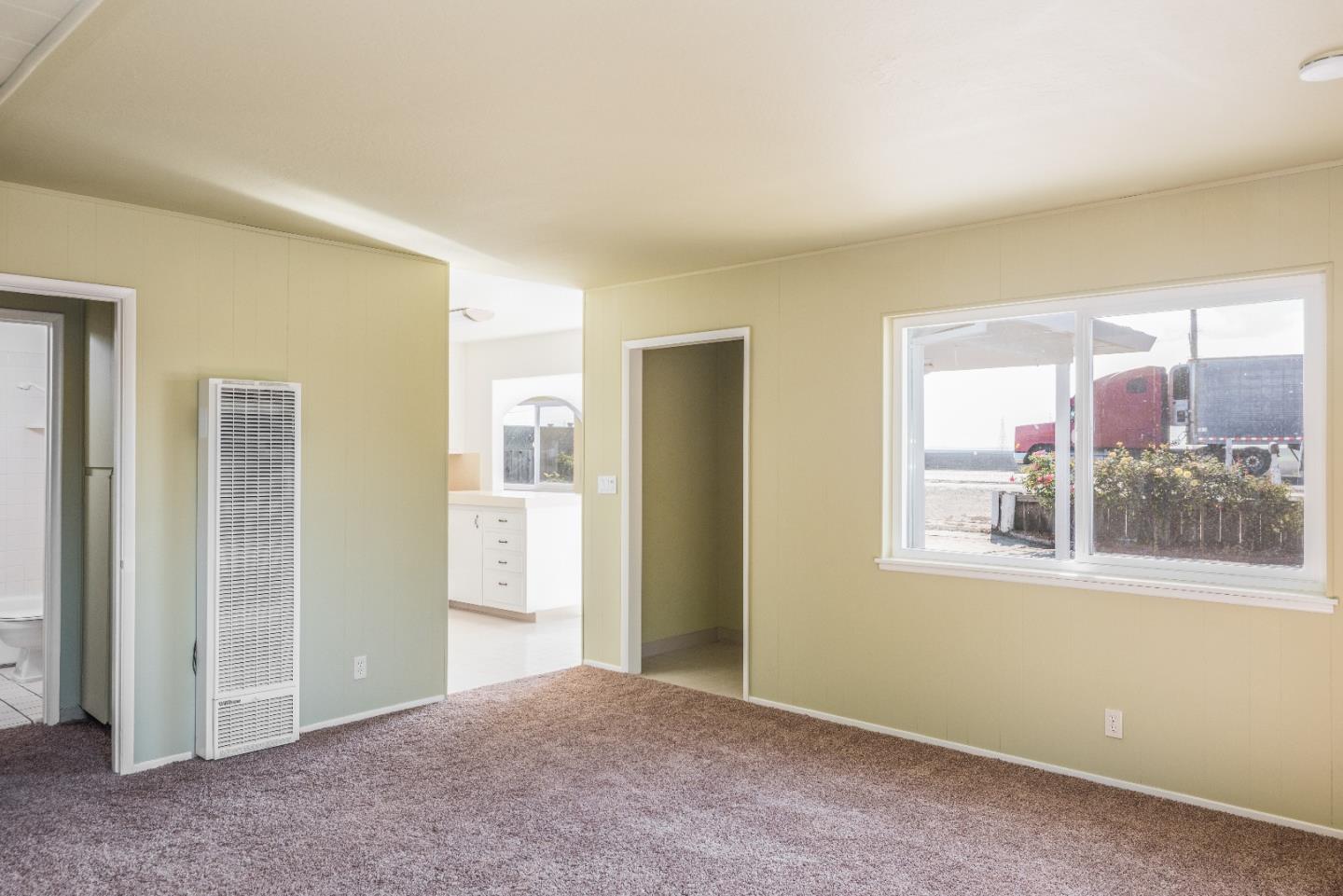320 Boronda Road Salinas, CA 93907 - Photo 20 of 23 Gallery Image 20