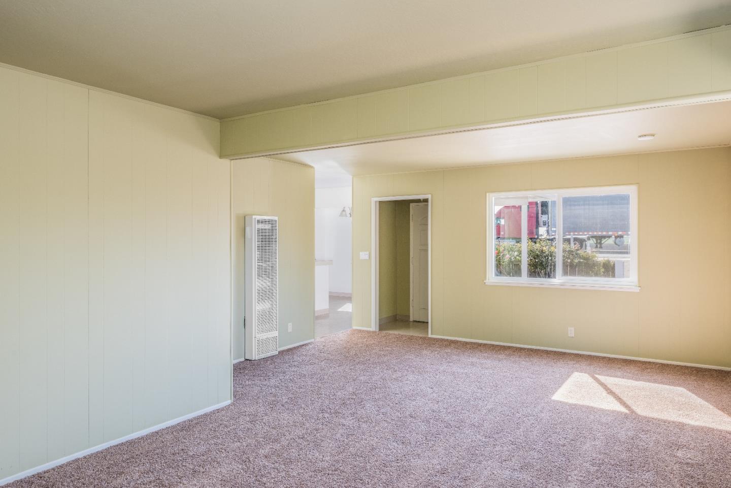 320 Boronda Road Salinas, CA 93907 - Photo 6 of 23 Gallery Image 6