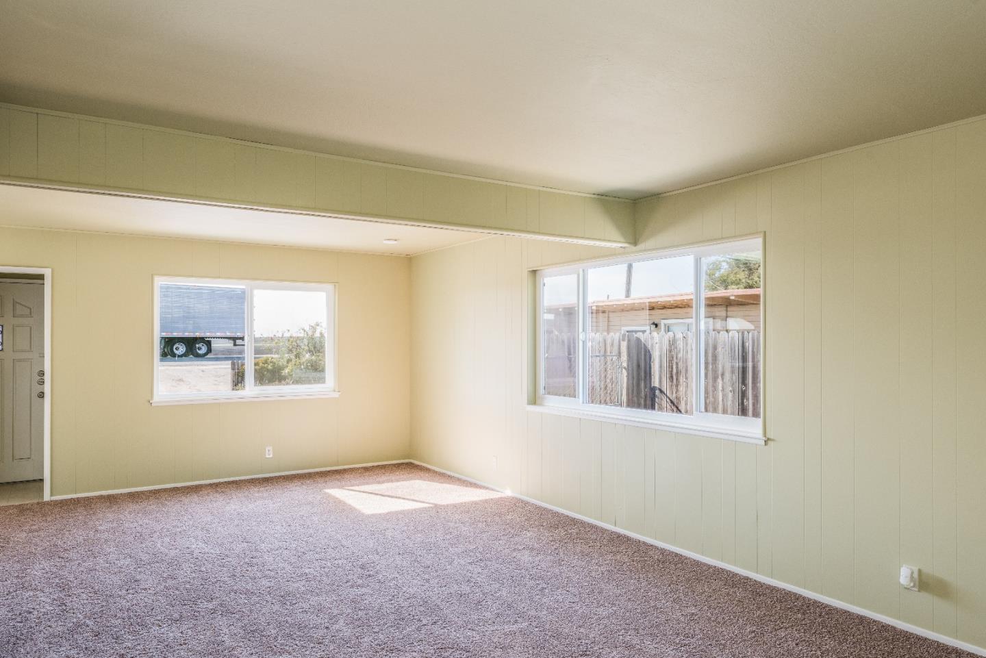 320 Boronda Road Salinas, CA 93907 - Photo 7 of 23 Gallery Image 7