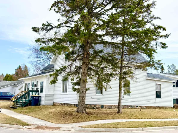 $258,000 | 17 West Prospect Street, Rhinelander, WI 54501