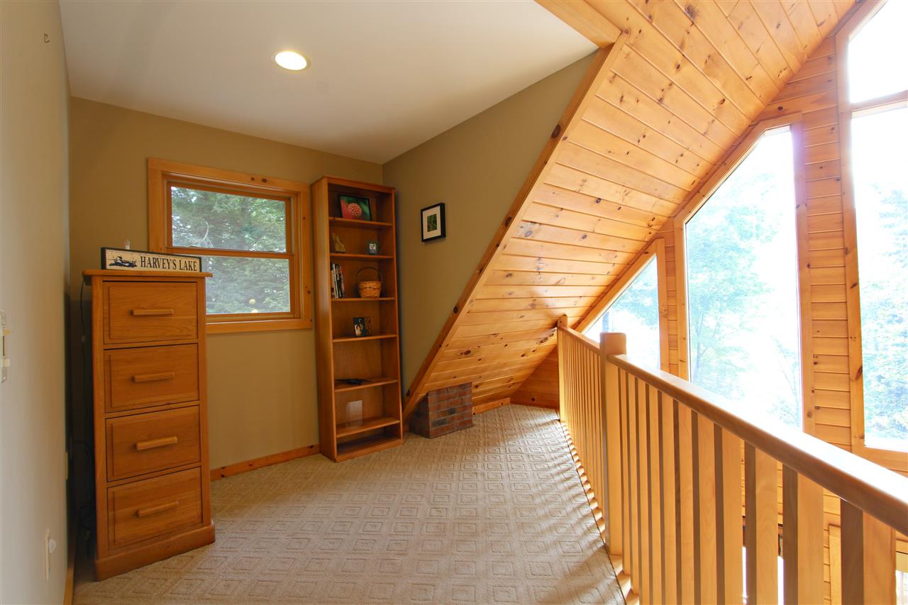 1345 Harvey Mountain Road Barnet, VT 05821 - Photo 17 of 40