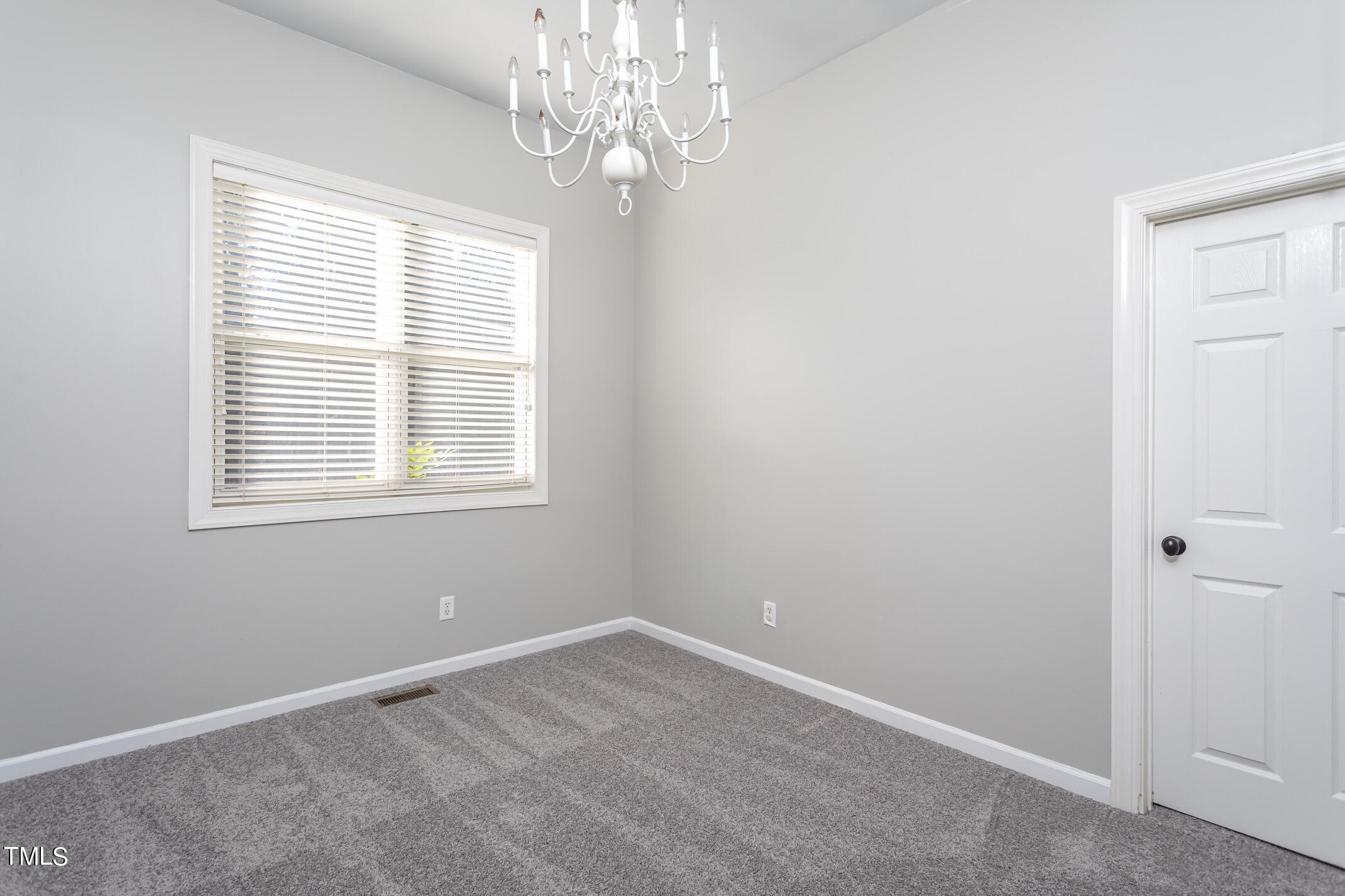 5005 Timberline Court Raleigh, NC 27604 - Photo 12 of 18 vore-5005-timberline-13
