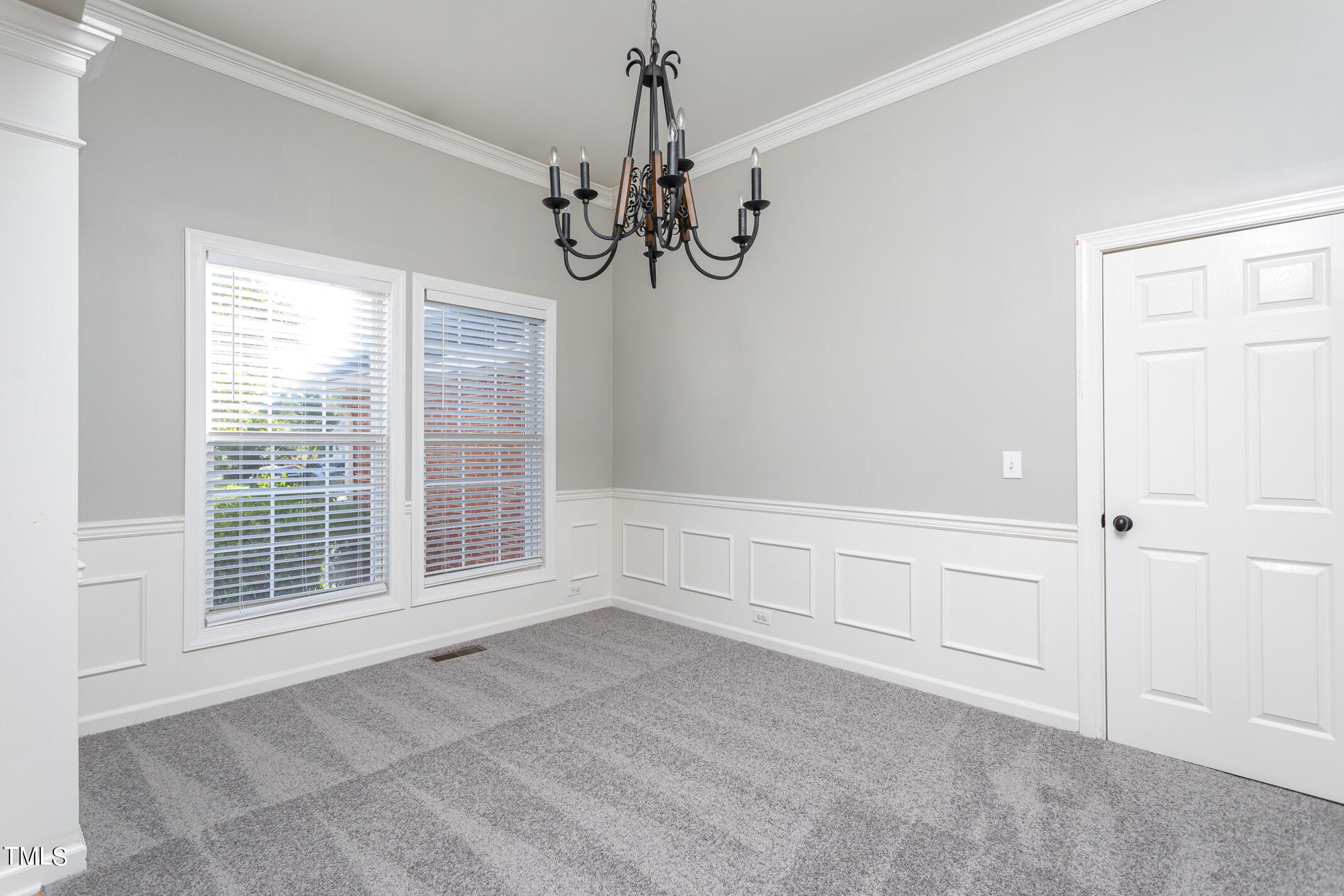 5005 Timberline Court Raleigh, NC 27604 - Photo 3 of 18 vore-5005-timberline-12