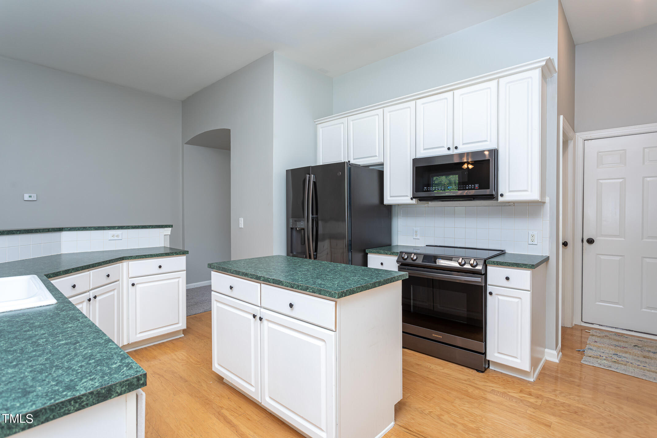 5005 Timberline Court Raleigh, NC 27604 - Photo 7 of 18 vore-5005-timberline-7