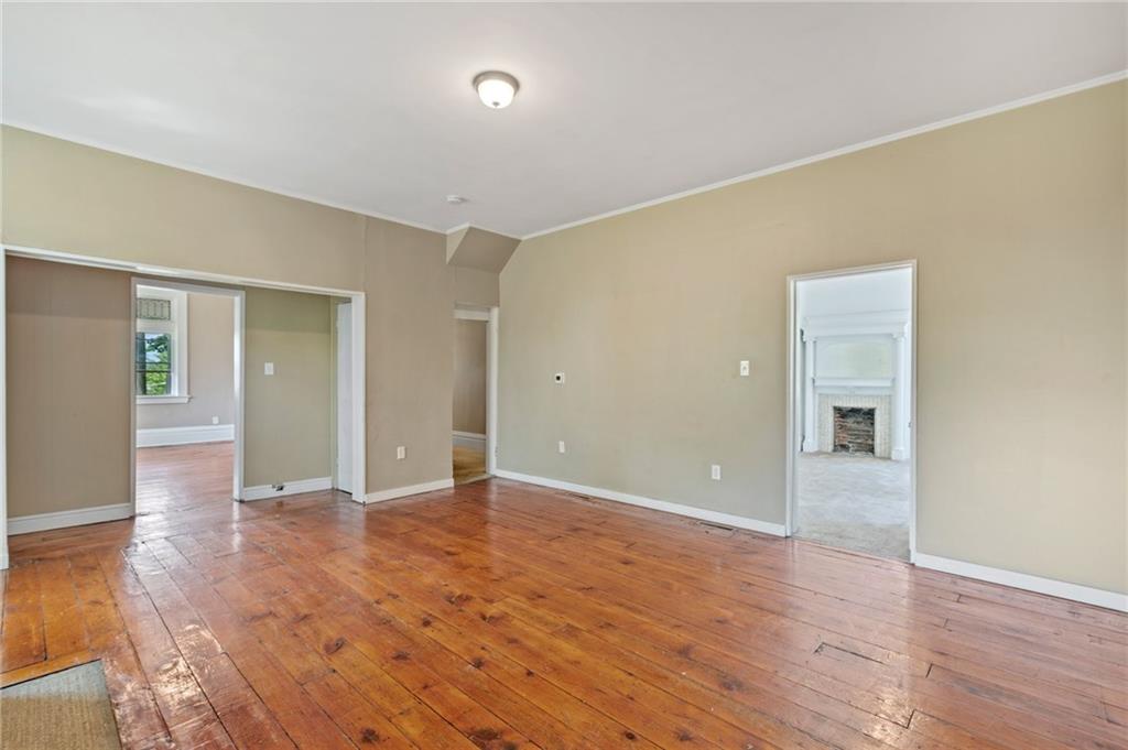 106 Richbarn Road Pittsburgh, PA 15212 - Photo 5 of 25 Gallery Image 5