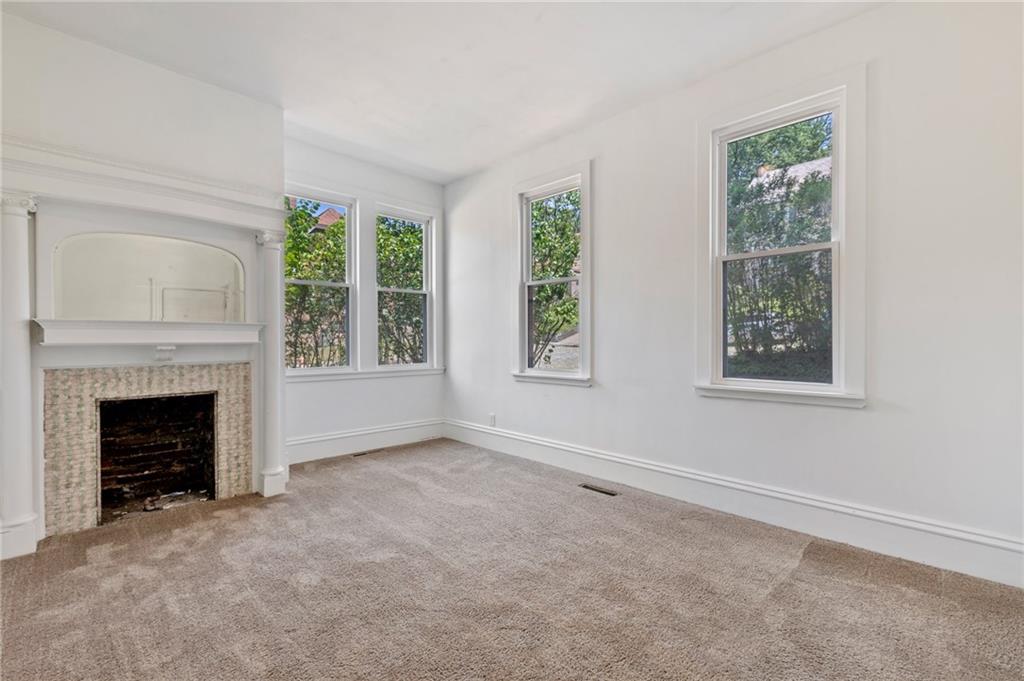 106 Richbarn Road Pittsburgh, PA 15212 - Photo 6 of 25 Gallery Image 6