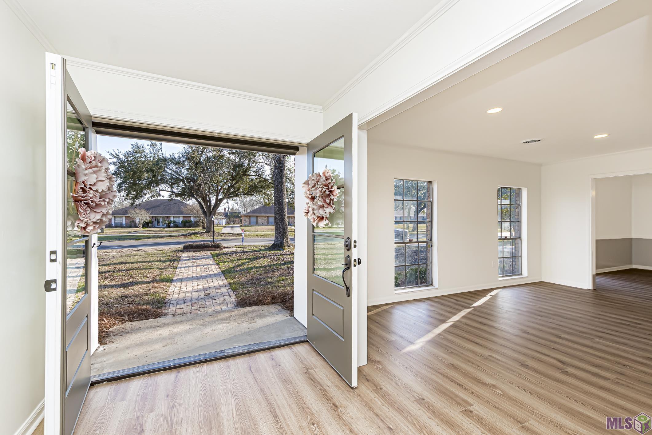 11025 Goodwood Boulevard Baton Rouge, LA 70815 - Photo 2 of 23