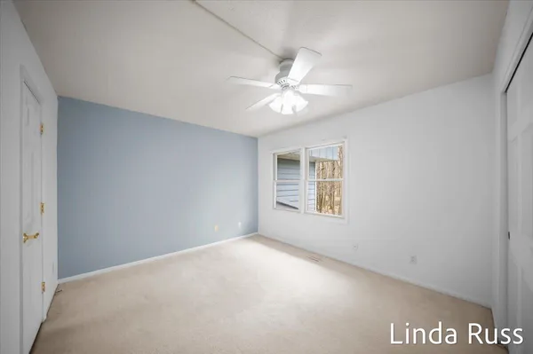 $320,000 | 2440 East Collier Avenue Southeast, Grand Rapids, MI 49546