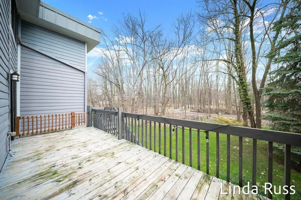 $320,000 | 2440 East Collier Avenue Southeast, Grand Rapids, MI 49546