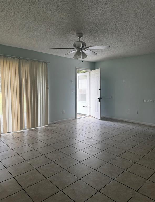 1755 Southwest 108th Lane, Unit 2 Ocala, FL 34476 - Photo 3 of 11