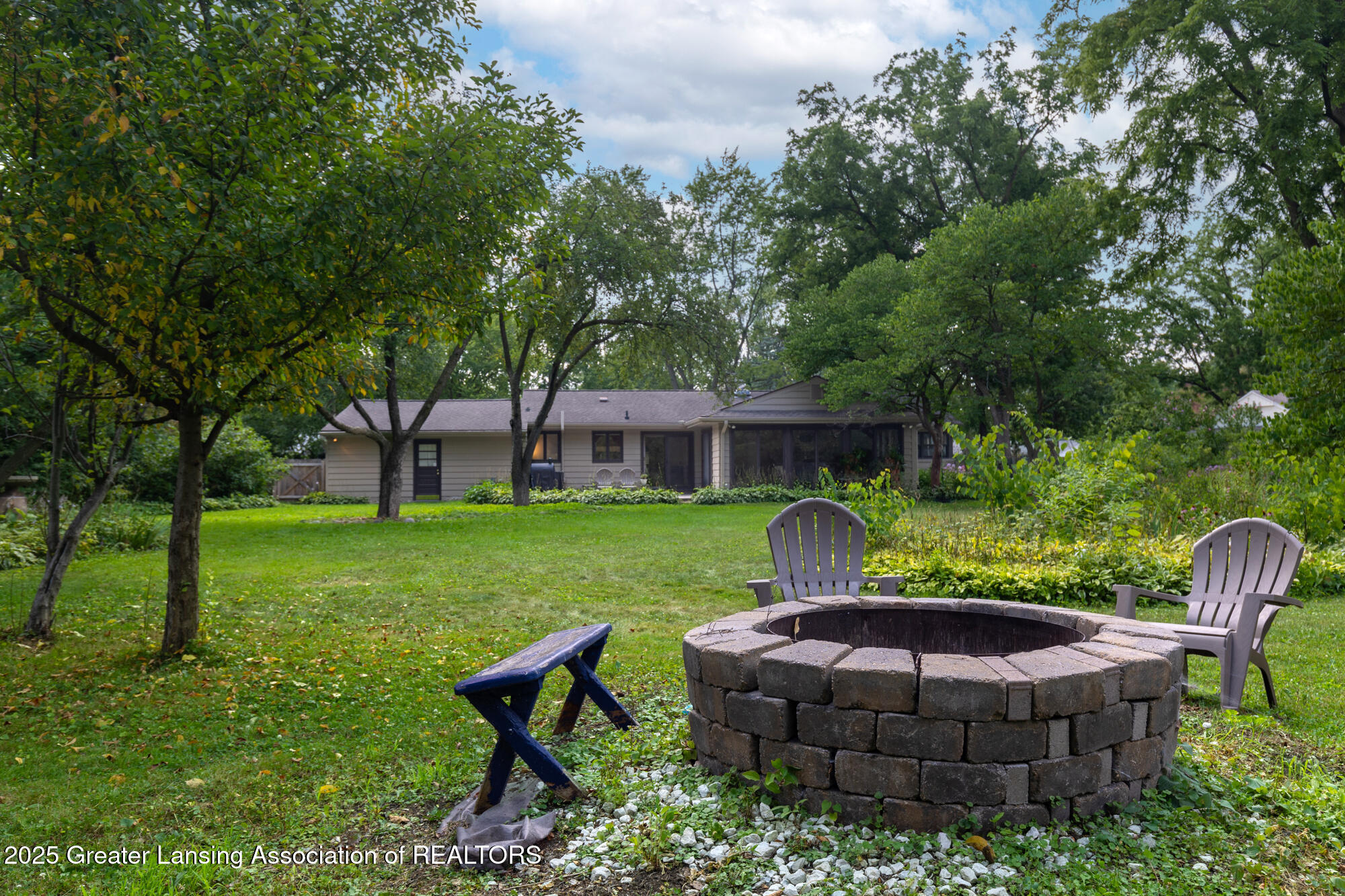1522 Hitching Post Road East Lansing, MI 48823 - Photo 31 of 34 1552_Hitchingpost_FSBO-6