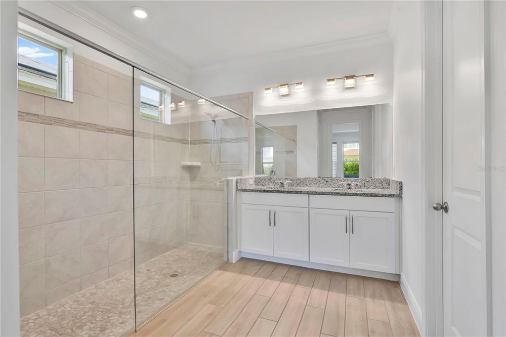 8318 Vivaro Isle Way Windermere, FL 34786 - Photo 8 of 35 Gallery Image 8