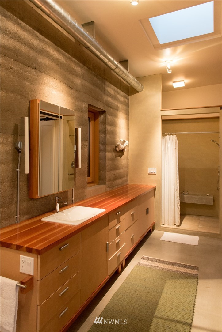 568 Fisherman Bay Road Lopez Island, WA 98261 - Photo 10 of 25 Gallery Image 10