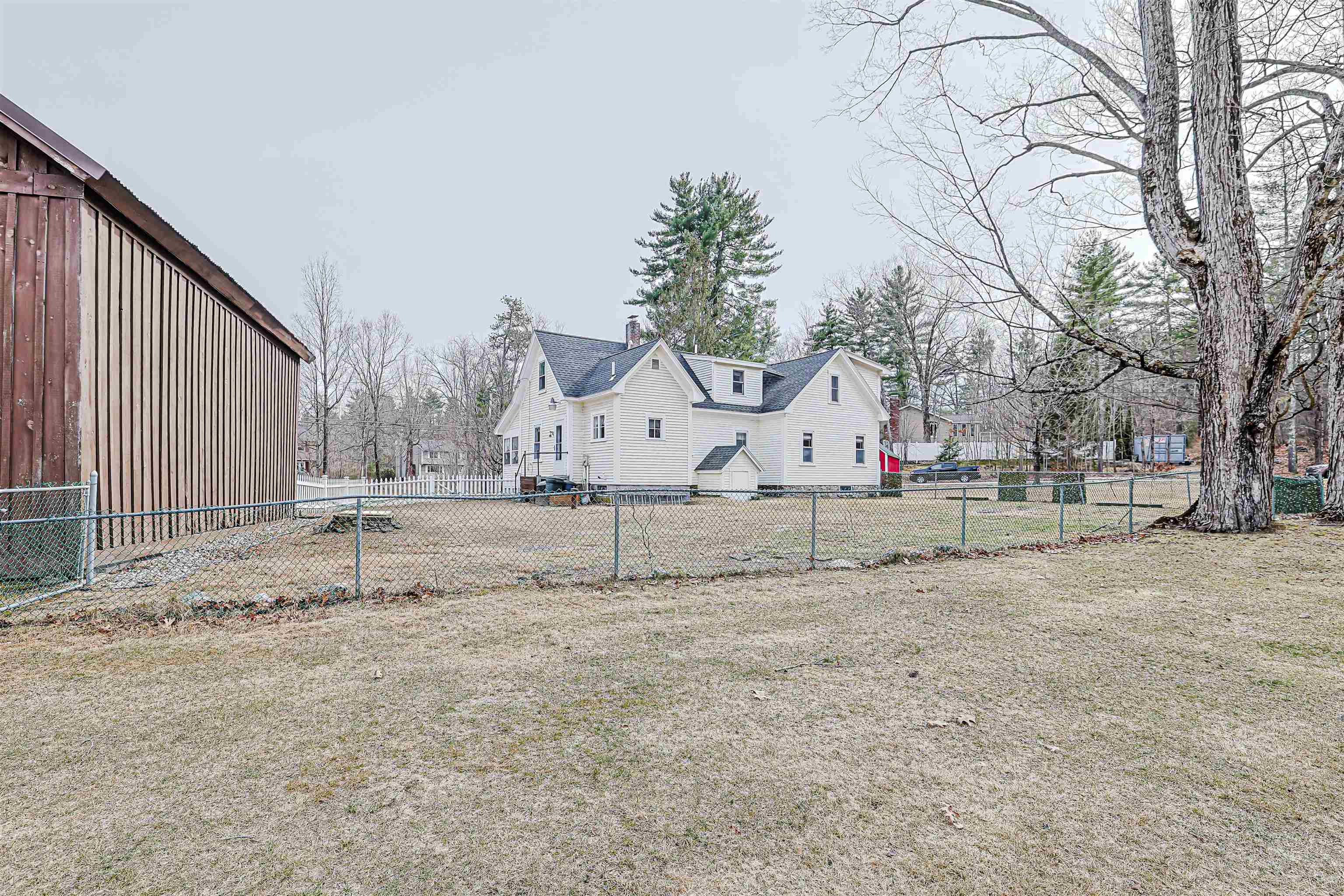 11 Wilson Hill Road Merrimack, NH 03054 - Photo 13 of 37