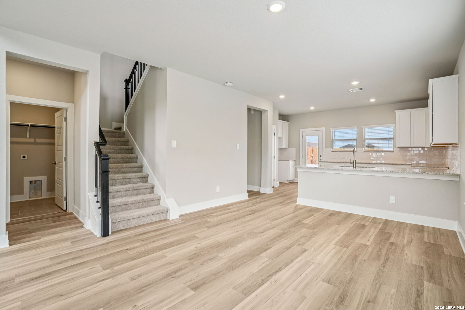 110 Barton Point Cibolo, TX 78108 - Photo 7 of 45