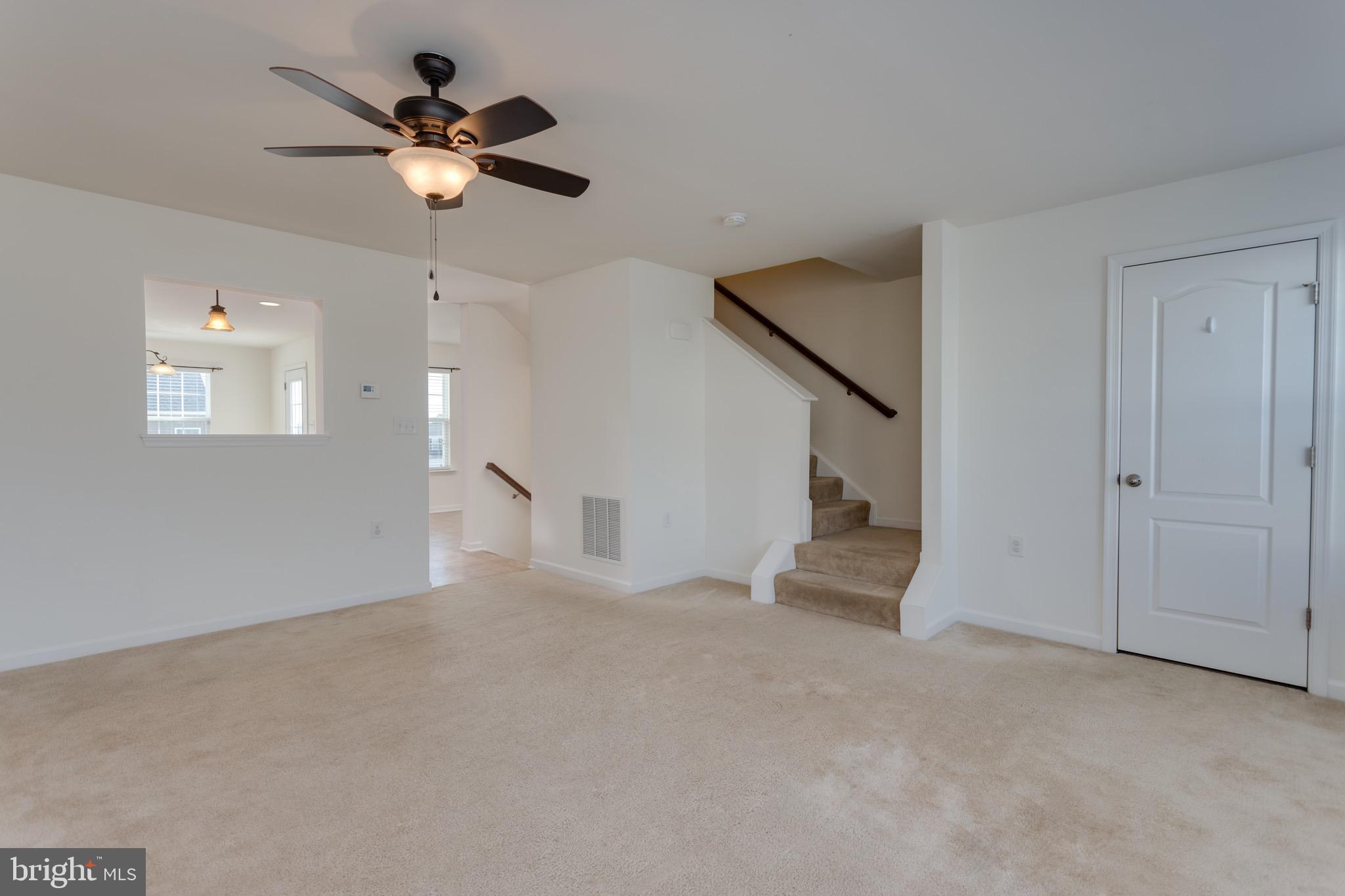 338 Rumbling Rock Road Hedgesville, WV 25427 - Photo 5 of 28 Living room