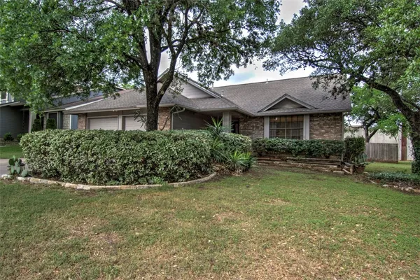 $2,150 | 6500 Luckenbach Lane, Austin, TX 78729