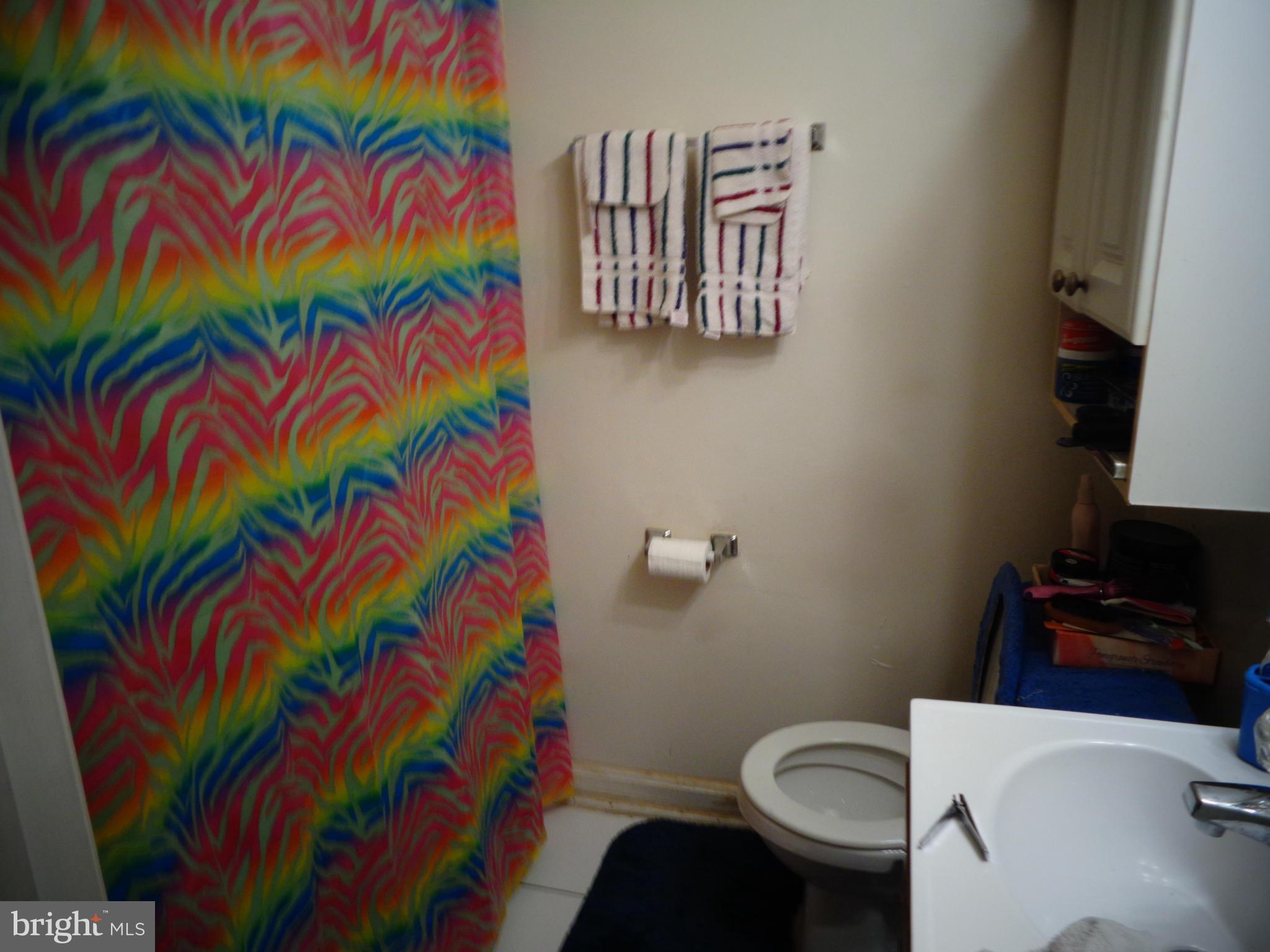 2008 Rosedale Street Northeast Washington, DC 20002 - Photo 5 of 9 Bath