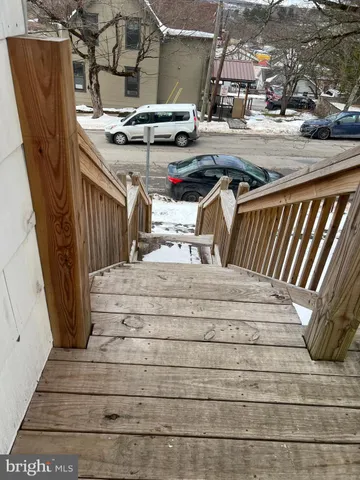 $1,550 | 400 East Alder Street, Unit 3 3, Oakland, MD 21550