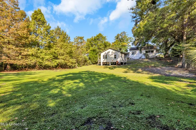 $187,500 | 718 Signal Street, Ocean Springs, MS 39564