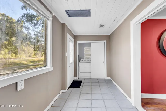 $187,500 | 718 Signal Street, Ocean Springs, MS 39564